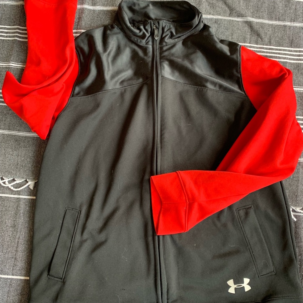 YL Under Armour  zipped  sweatshirt
